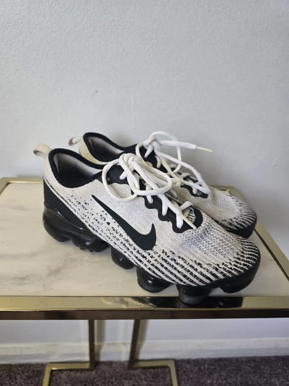 Nike VaporMax Women Sneakers Black and white  US Size 6Y, UK 5.5, EU 38.5